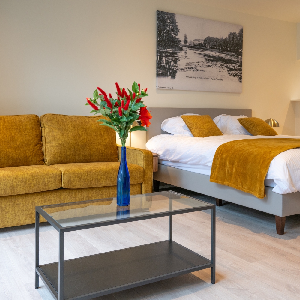 Visit Ypres and stay at Menin Gate Lodge, a charming bed and breakfast in Flanders.